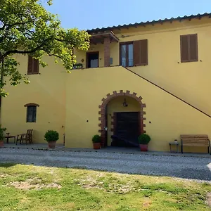 La Nana Gialla Guest house